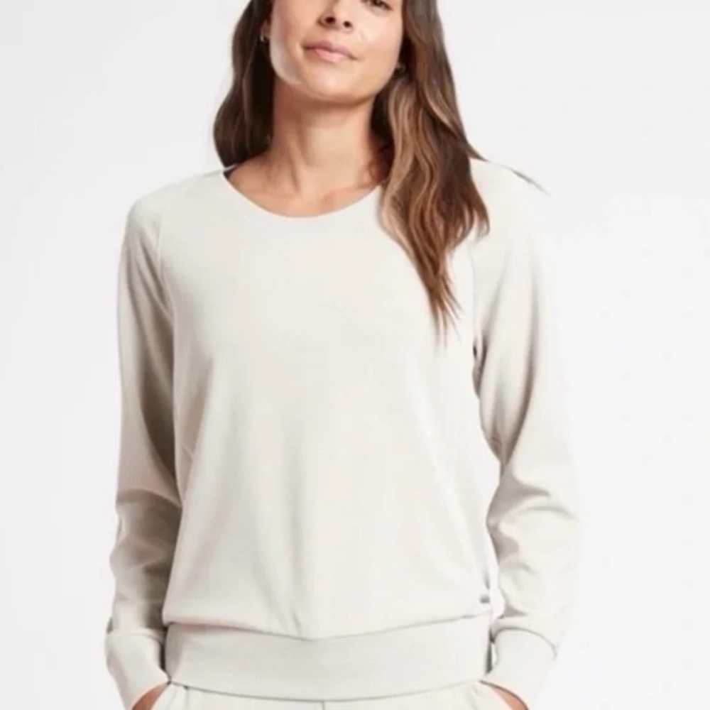 Athleta Seasoft Crewneck Sweatshirt in Bone Size XL NWOT